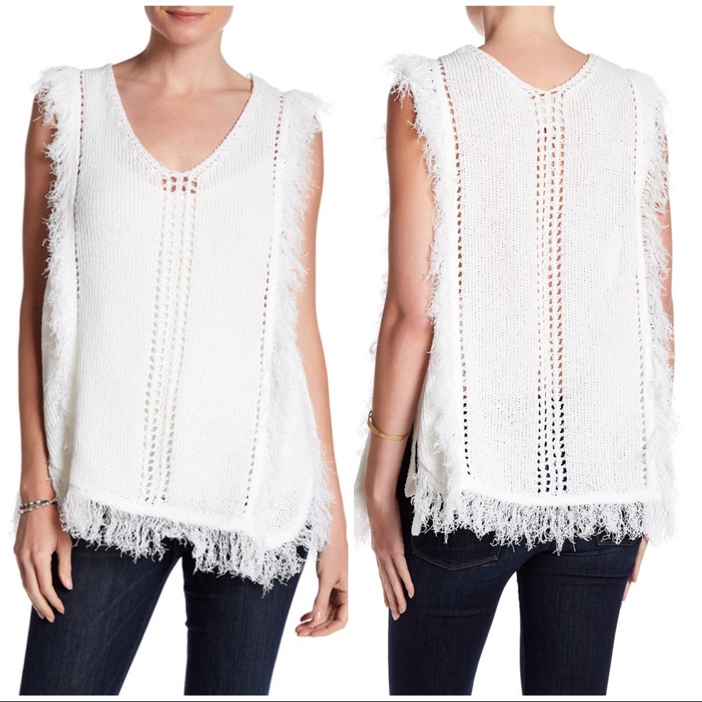 NWT Moon River Fringe Sweater Tank